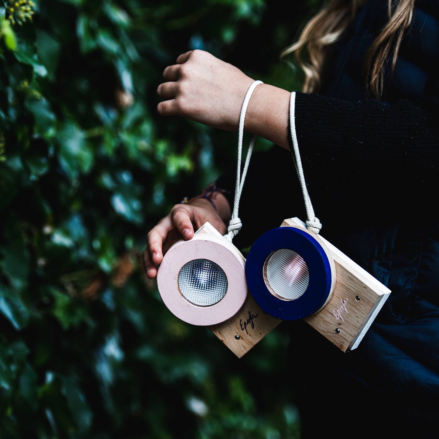 Play at Night - Flashlight Rose